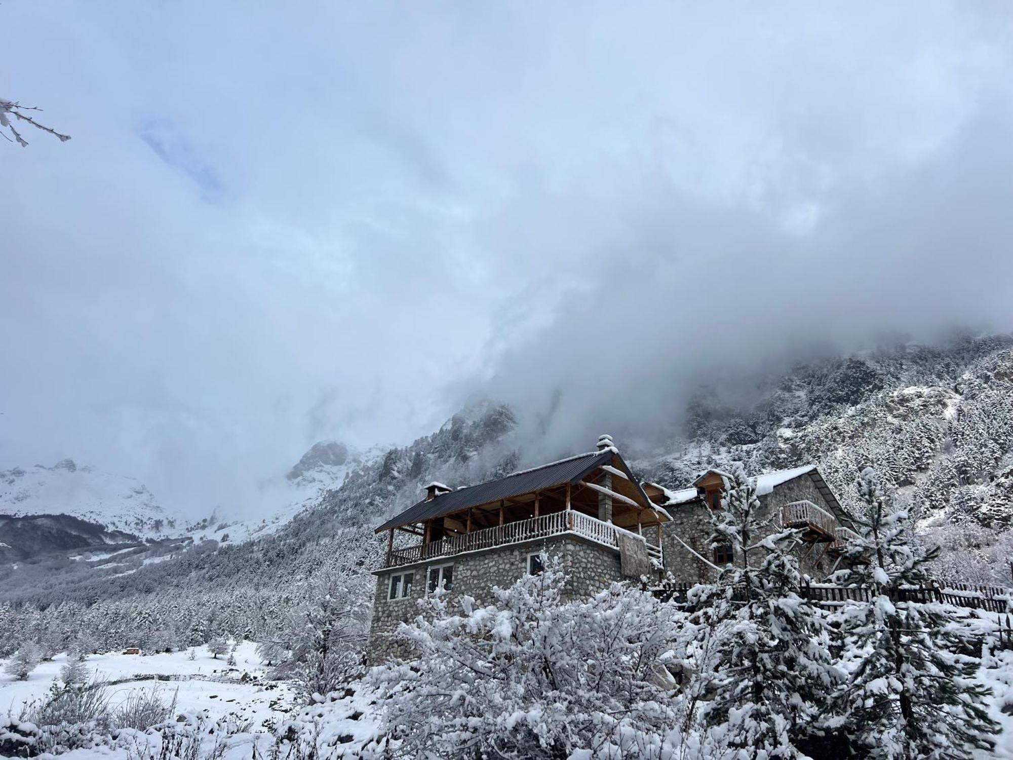Rosi Peak Guest house Valbone