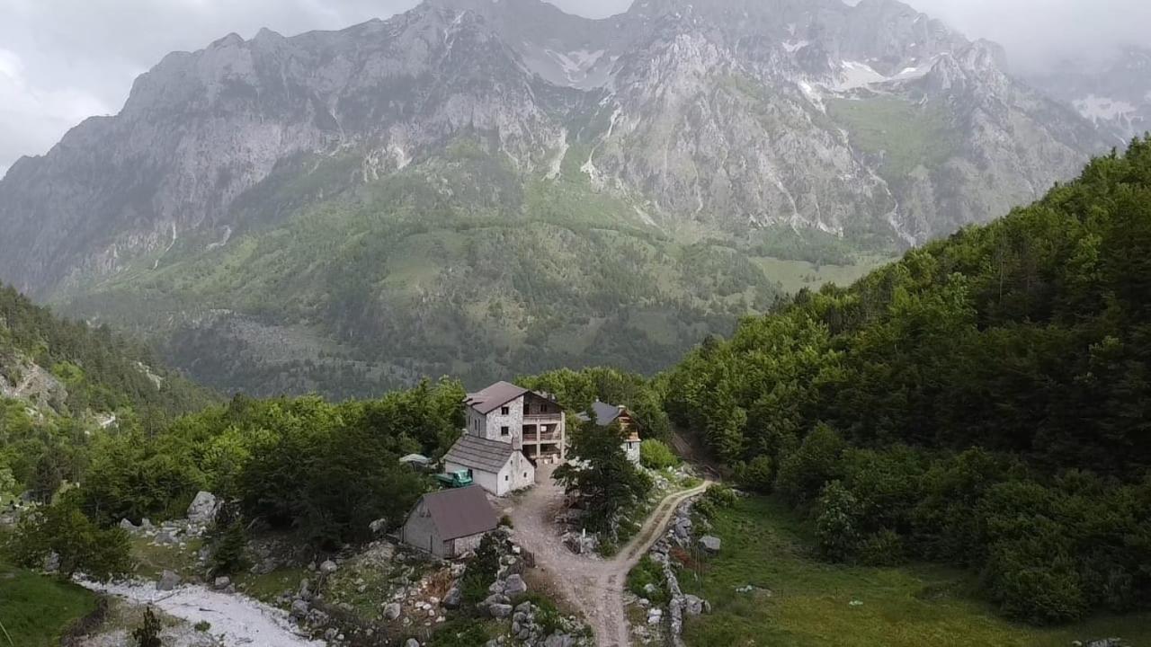 Rosi Peak Guest house *
